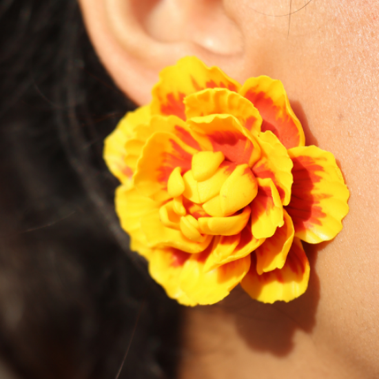 Özel Tasarım Polimer Kil Marigold Sarı Kadife Çiçeği Gül Küpe Özel Tasarım Polimer Kil Marigold Sarı Kadife Çiçeği Gül Küpe