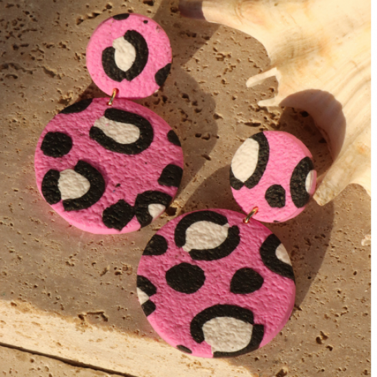 Açık Pembe Leopar Yuvarlak Polimer Kil Küpe